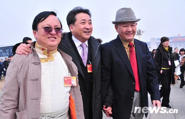 兩會明星委員百態(tài)