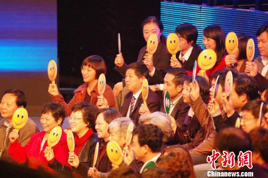 武漢電視問政 副市長、公安局局長等公開“應(yīng)考”