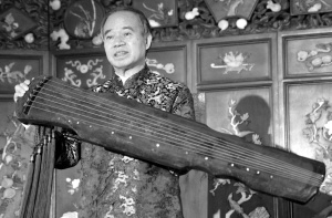 制琴世家造名貴唐古琴 估價4億被認(rèn)為夸張(圖)