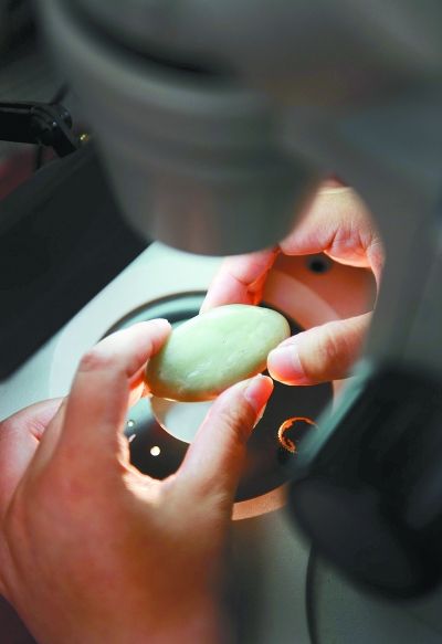 珠寶鑒定行業(yè)亂象:檢測師背三重包袱