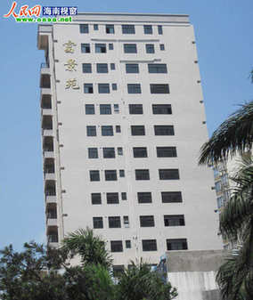 ???9層違建樓因未進(jìn)行地基處理變成斜塔