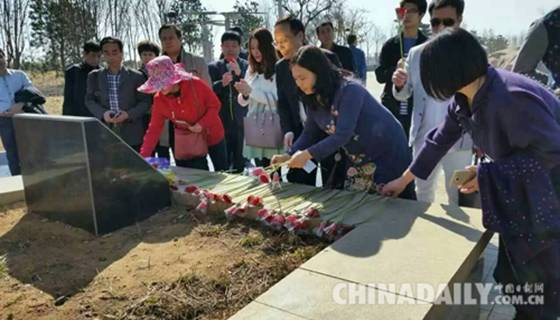 第五屆海子詩(shī)歌藝術(shù)節(jié)在秦皇島海港區(qū)舉行