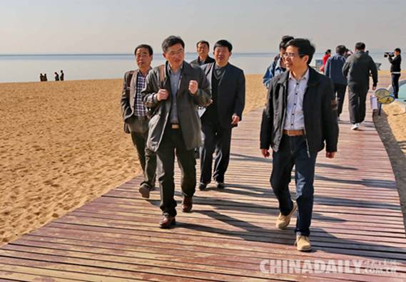 第五屆海子詩(shī)歌藝術(shù)節(jié)在秦皇島海港區(qū)舉行