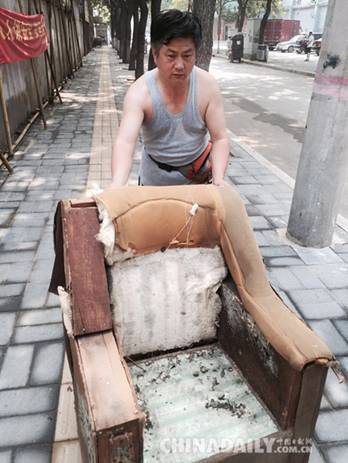 邯鄲叢臺(tái)區(qū)有個(gè)“愛(ài)管閑事”的社區(qū)干部