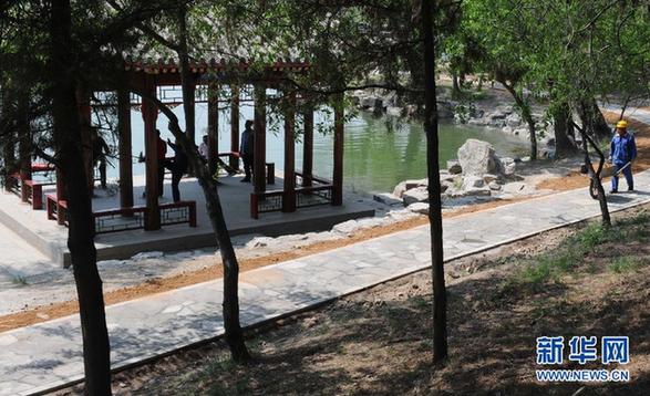 避暑山莊近4000米清代道路恢復(fù)歷史風(fēng)貌(圖)