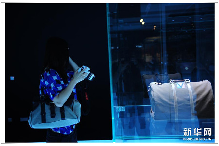 中國明年或成全球最大奢侈品消費(fèi)國(圖)