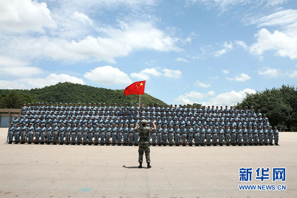 第八屆“香港青少年軍事夏令營(yíng)”舉行結(jié)業(yè)典禮