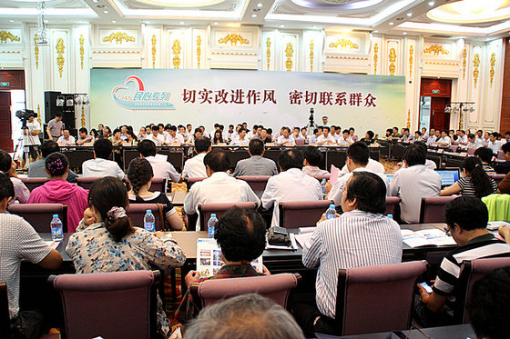 南通：“民心專列”成當?shù)厝罕娫V求最暢通快車