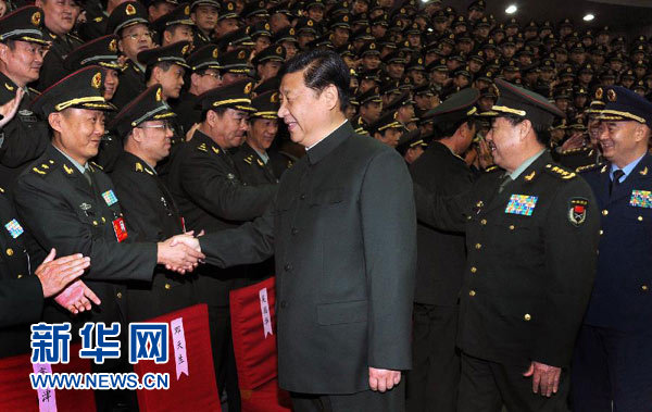 習(xí)近平:建設(shè)強大的信息化戰(zhàn)略導(dǎo)彈部隊