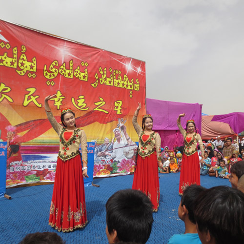 “農(nóng)民幸運(yùn)之星”深受農(nóng)村青年歡迎