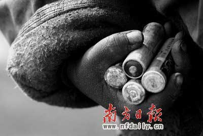 我國(guó)10%耕地遭重金屬污染 電池業(yè)成禍?zhǔn)? style=