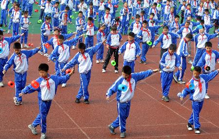 校園空竹抖起來