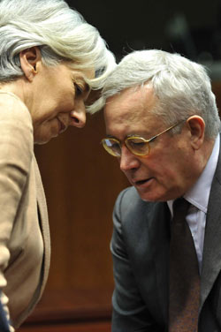 歐盟出臺(tái)7500億救市“強(qiáng)心劑” 不惜一切捍衛(wèi)歐元