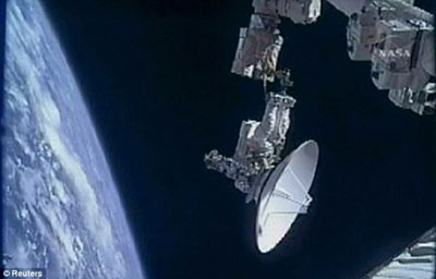 國(guó)際空間站停電 宇航員太空行走被晾半小時(shí)