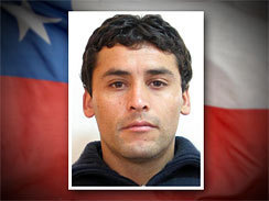 智利礦難首名礦工進(jìn)入救生艙 約半小時內(nèi)升井