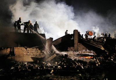 俄貨機(jī)巴基斯坦起飛2分鐘墜毀引發(fā)大火 共20人遇難