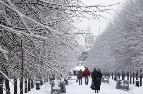 莫斯科遭凍雨襲擊部分地區(qū)電力中斷