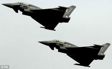 飛倫敦航班遭乘客恐嚇 英軍出動兩架戰(zhàn)機緊急護航