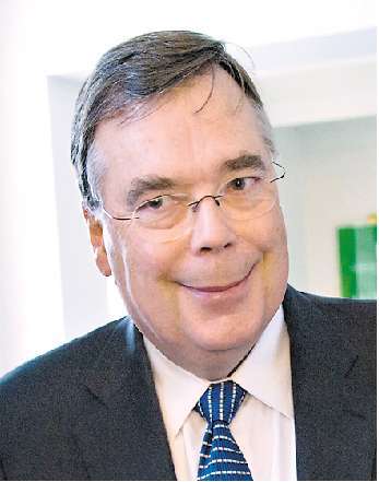 穆巴拉克等五國前政要同日受審 多涉貪腐或瀆職