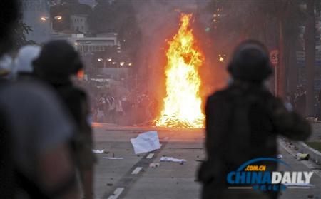 巴西爆發(fā)20年來(lái)最大抗議活動(dòng) 不滿政府腐敗無(wú)能