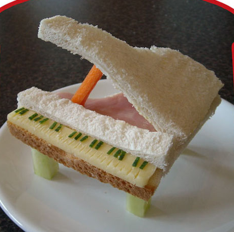 如何做飯孩子才愛(ài)吃？英一父親創(chuàng)異型三明治成名人