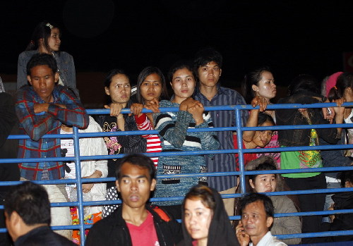 柬泰武裝沖突持續(xù)5天致3萬民眾撤離