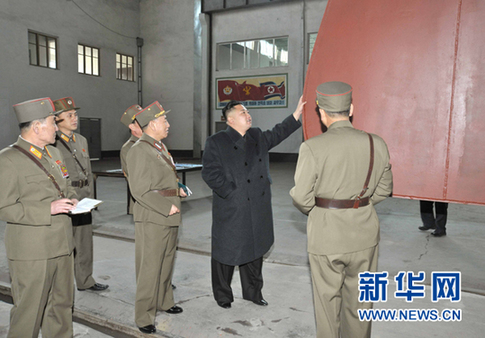外媒稱朝軍進(jìn)入戰(zhàn)斗準(zhǔn)備狀態(tài) 隨時(shí)準(zhǔn)備導(dǎo)彈攻擊