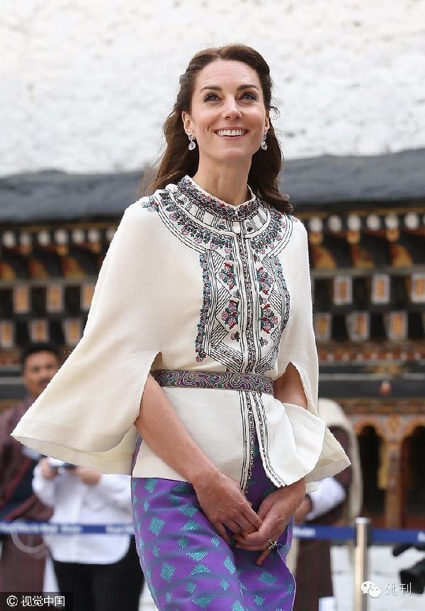她貴比英女王，卻穿幾百塊的衣服美翻東南亞！