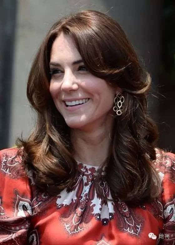 她貴比英女王，卻穿幾百塊的衣服美翻東南亞！