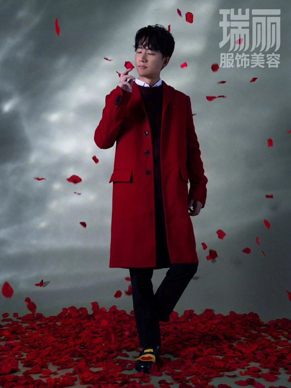 過年啦！來和明星學(xué)學(xué)怎樣穿紅衣最好看（組圖）