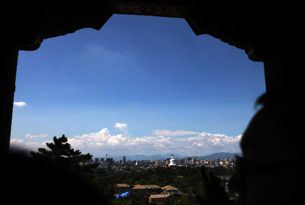 網友爭曬“閱兵藍”