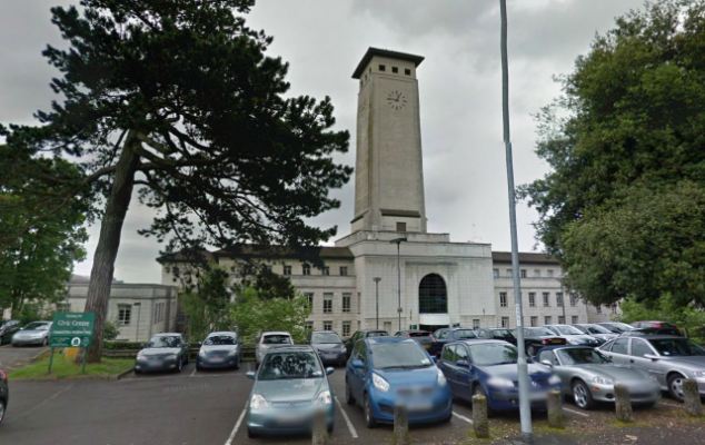 英國(guó)5歲女童體重近130斤 兒童肥胖引擔(dān)憂(yōu)