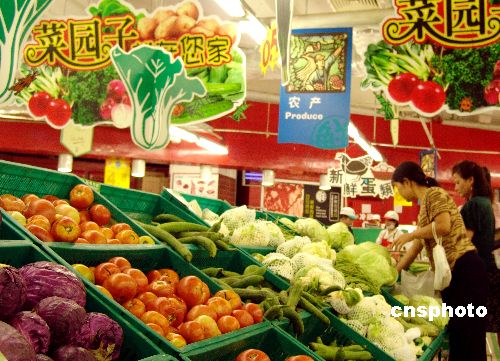 社科院專(zhuān)家稱(chēng)中國(guó)城鄉(xiāng)收入差距約達(dá)4到6倍