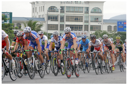 環(huán)島賽第三賽段烏克蘭選手維塔利·巴茨仍然保持總成績第一